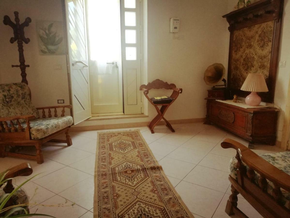 Sa Domu Antiga Villa Solarussa Екстериор снимка