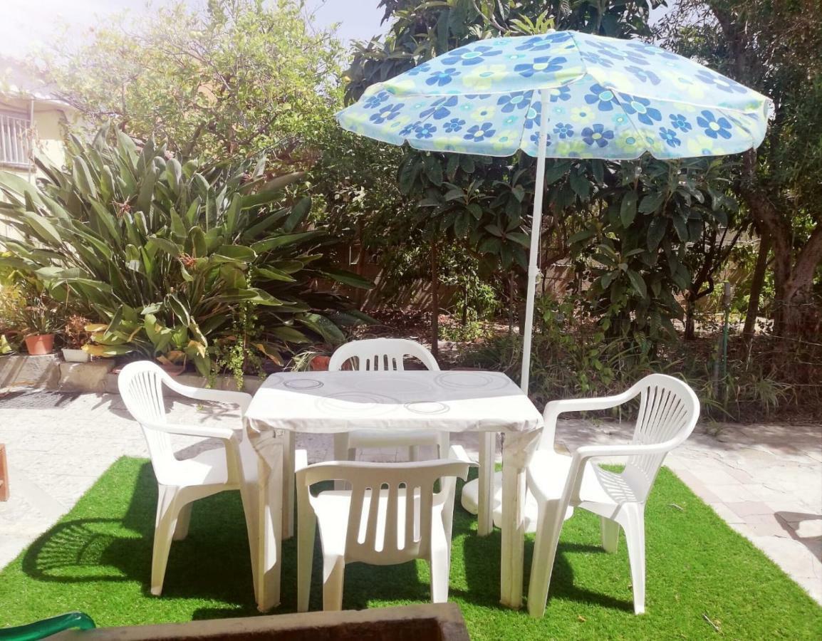 Sa Domu Antiga Villa Solarussa Екстериор снимка